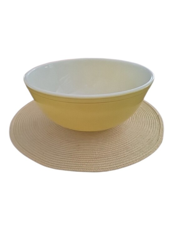 Pyrex Other - Vintage Pyrex Yellow Mixing Bowl 4 Quart